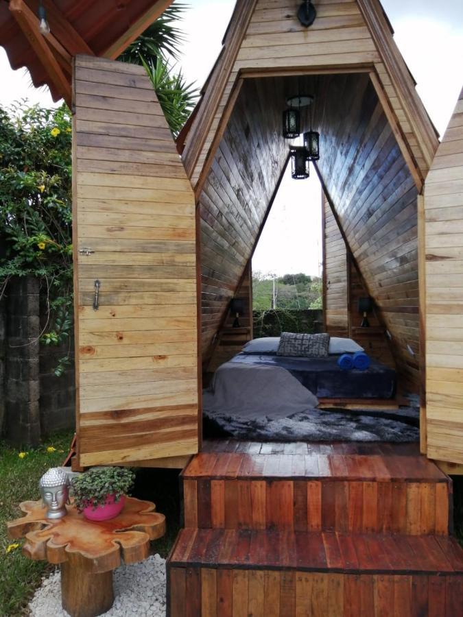 Airport Traveler'S Home Alajuela Dış mekan fotoğraf
