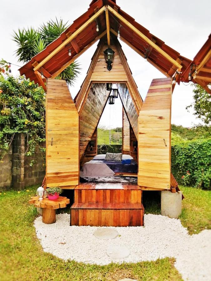 Airport Traveler'S Home Alajuela Dış mekan fotoğraf