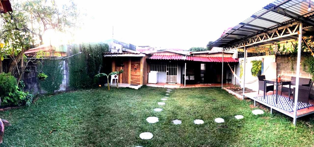 Airport Traveler'S Home Alajuela Dış mekan fotoğraf